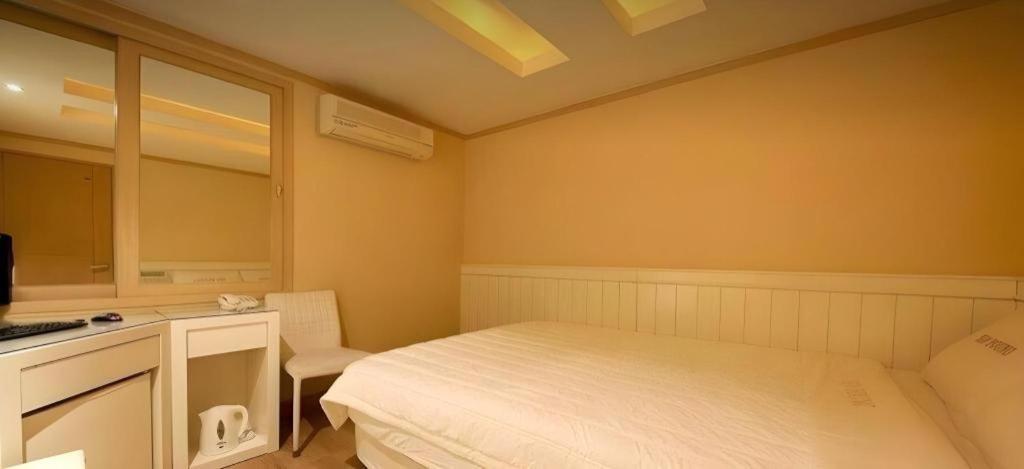 Sinyoung Motel Seul Dış mekan fotoğraf